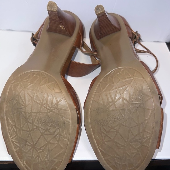 Kenneth Cole REACTION Women's Get 2 Know U Strappy Sandal. Size 10 New - Picture 5 of 6